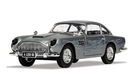 Corgi COCCC04314 Aston Martin DB5 - silber - James Bond 007 1:36